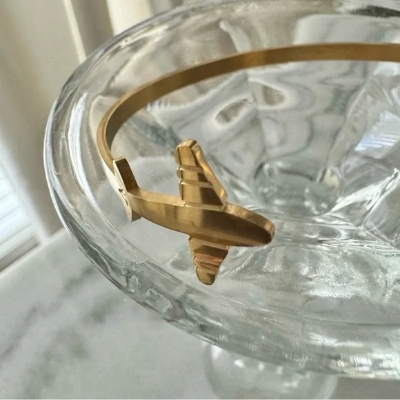 Gold Bangle Bracelet - Picture 3 of 7